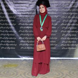 Profil CV Siti Hikmalia Putri