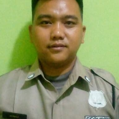 Profil CV Achmad Fudholi