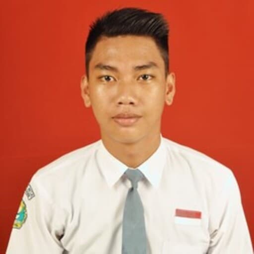 CV Achmad Nurroyni