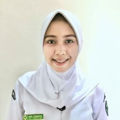 Profil CV Ade Yuanita