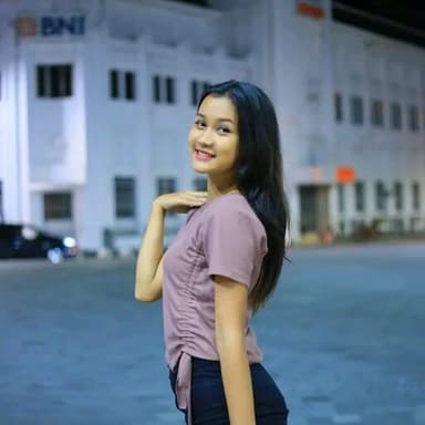 Profil CV Amelia Agustin