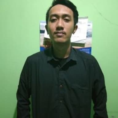 Profil CV Ari Guntoro