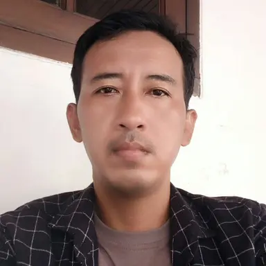 Profil CV Bambang Edi Sucipto