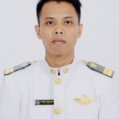 Profil CV Chris Martin Sitanggang