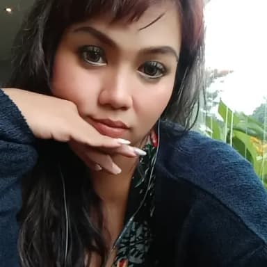 Profil CV Christianti Heri Putri