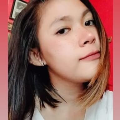 Profil CV Debbie Arista Rachmawan