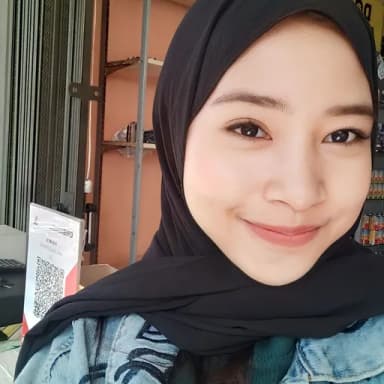 Profil CV Denisa Tri Amanda 