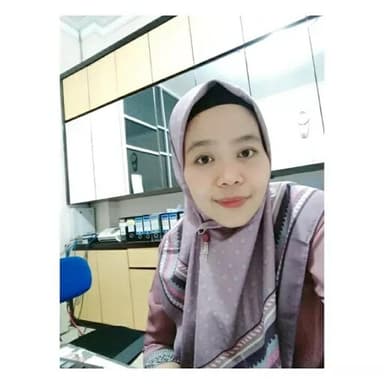 Profil CV DESI SETIOWATI