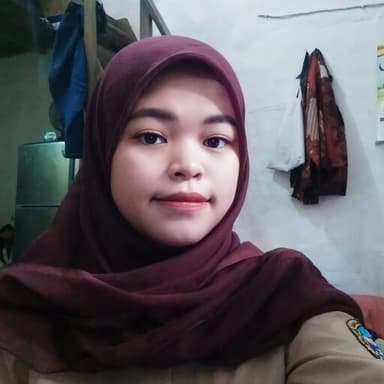 Profil CV Devi Amelia