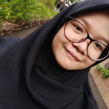 Profil CV Dina Hanifa