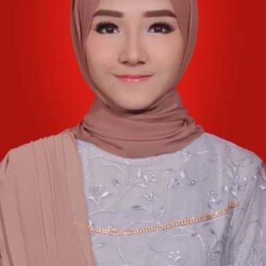 Profil CV Dinda Marsya