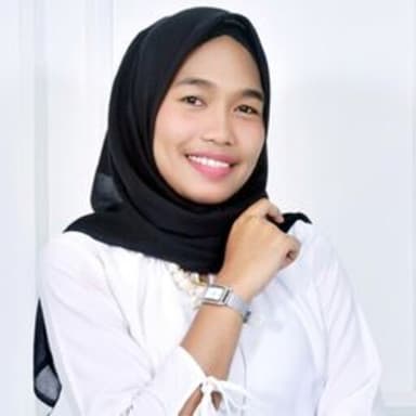 Profil CV Elvira Triana Wisma