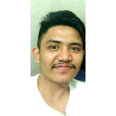 Profil CV Ezer Oktavianus Waruwu