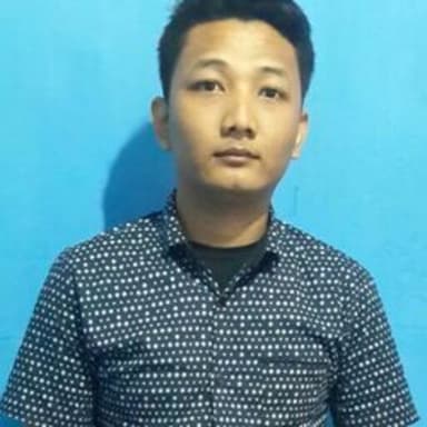 Profil CV Fandhi Wiratmoko