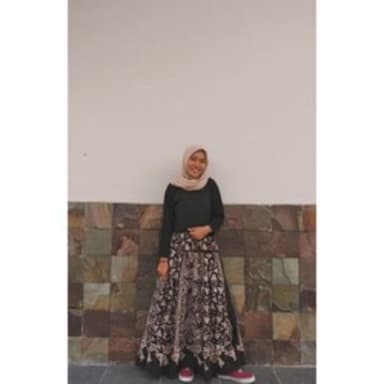 Profil CV Farwah Halilah