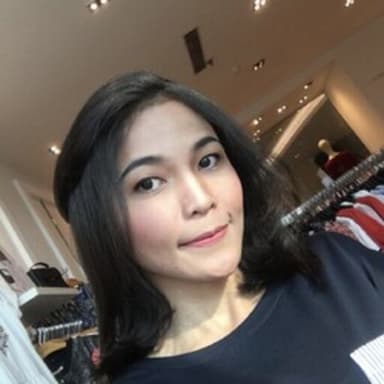 Profil CV Fenti Pebi Yola