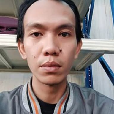 Profil CV Helmy Prayoga