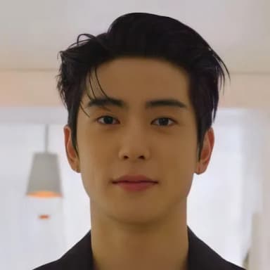 Profil CV jung jaehyun