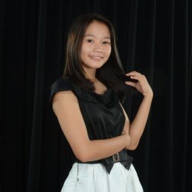 Profil CV Maria Krisna