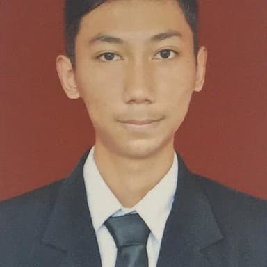 Profil CV Moses Kharisma