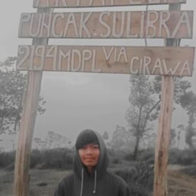 Profil CV Muhammad Rizal Yudistira