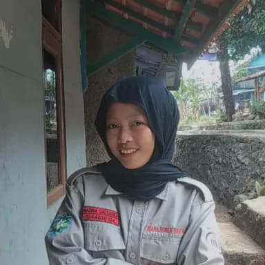 Profil CV Nadira Salsabila