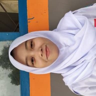 Profil CV Nina Maryam