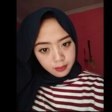 Profil CV Nuriyah Siti Hajrah