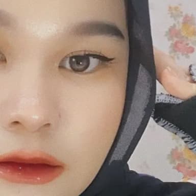 Profil CV Nurul Riskia Safitri Sihite