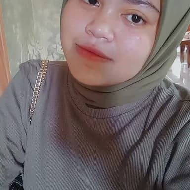 Profil CV Pratiwi Sriwardani