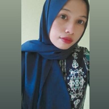 Profil CV Putri Nabila