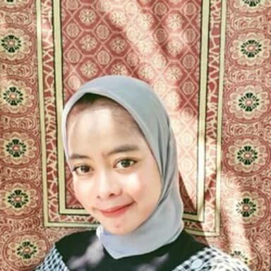 Profil CV Rahma Suhardianti