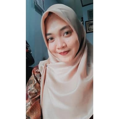 Profil CV Ratna Sari Rianawanti