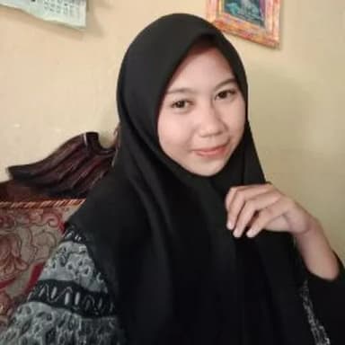 Profil CV Risna ina