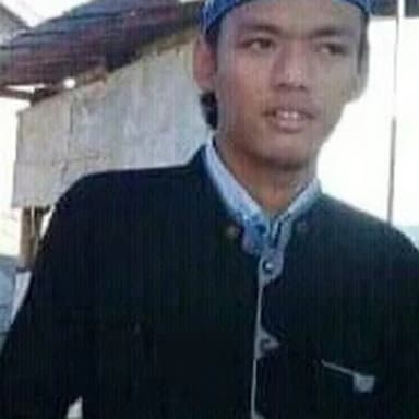 Profil CV Rizal miftah kholiq