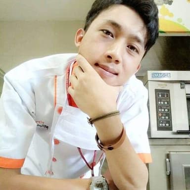 Profil CV Robi Taufik Hidayat