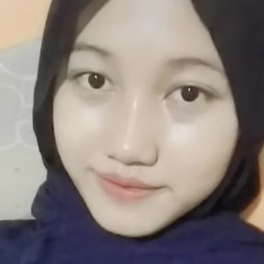 Profil CV ruisya amanda