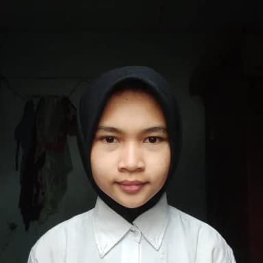 Profil CV Safira Aulia