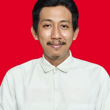 Profil CV Sarip Hidayat