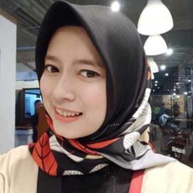 Profil CV Siti Maesaroh