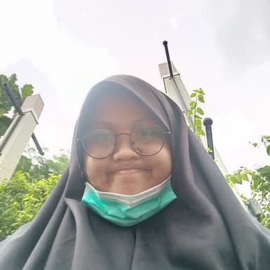 Profil CV Tika Faradila