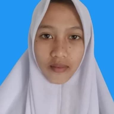 Profil CV Tri Rahmawati