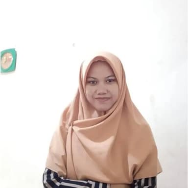 Profil CV Umi Salamah