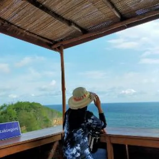 Profil CV 114_Intan Putri Maharani