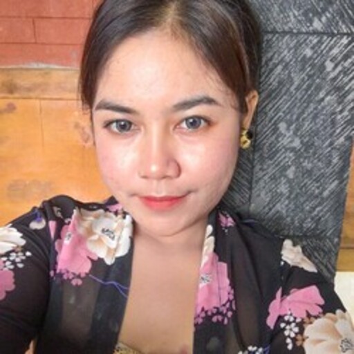 Profil CV A A Sagung Diva Noviantari - Staf Penanganan Klien