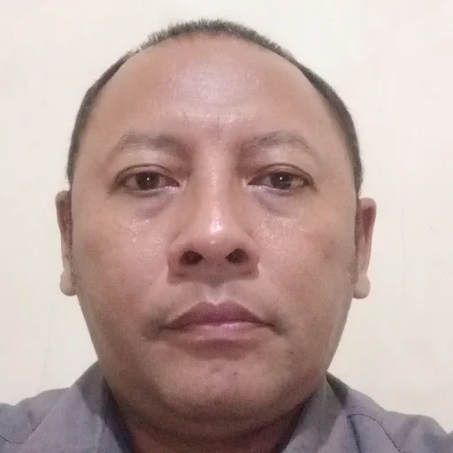 Profil CV Adhie Hermawan Yulianto - Admin 