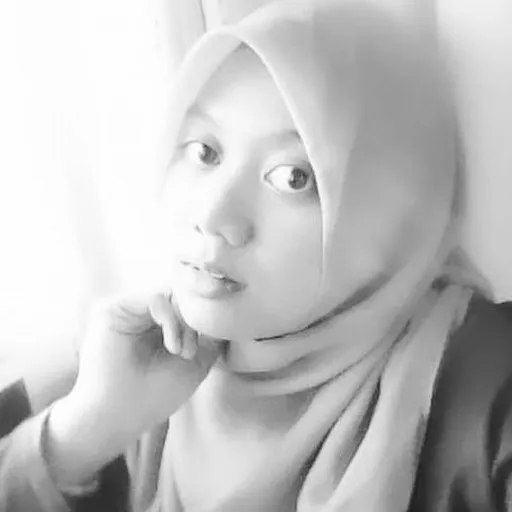 Profil CV Adinda Fitra