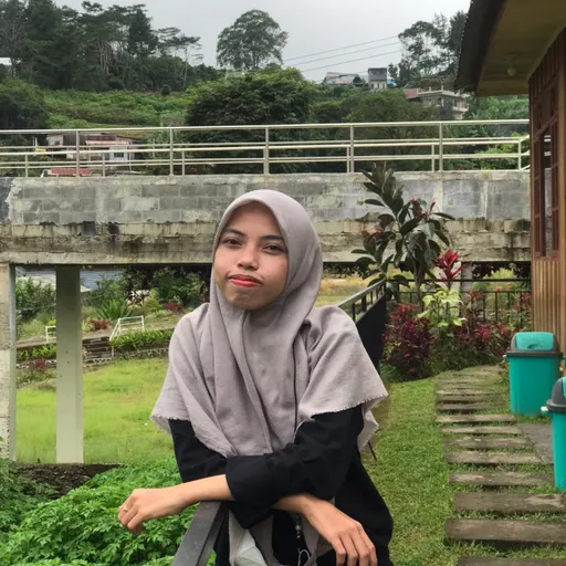 Profil CV Alafatul Hijeria - Politeknik Negeri Ujung Pandang