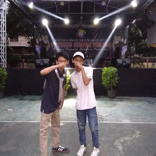 Profil CV aldi riski