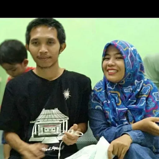 Profil CV Andi F Alexcandra
